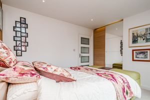 Photo 33- click for photo gallery